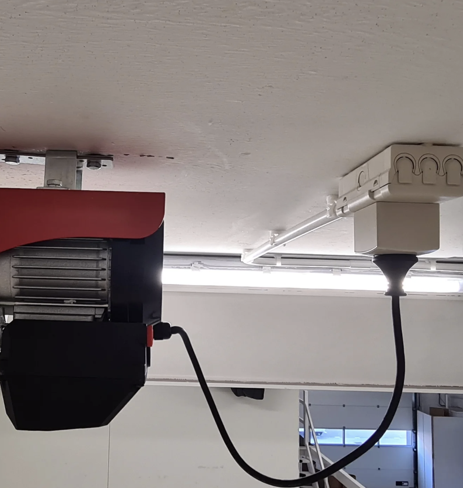 Installatie in de garage